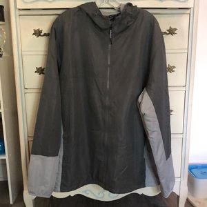 UA Men’s Windbreaker